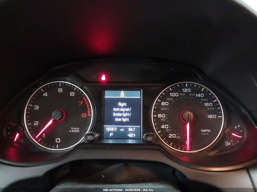 WA1LFAFP5CA129205 2012 Audi Q5 2.0 2.0T Premium grey