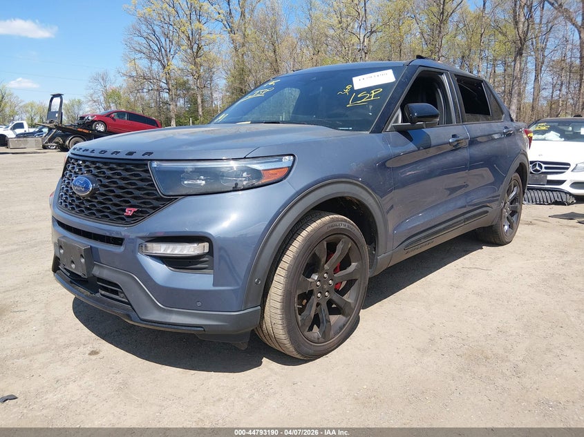 2021 Ford Explorer St