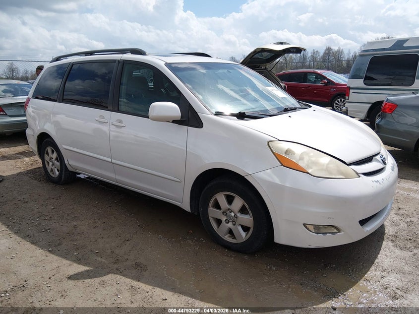 2007 Toyota Sienna Xle