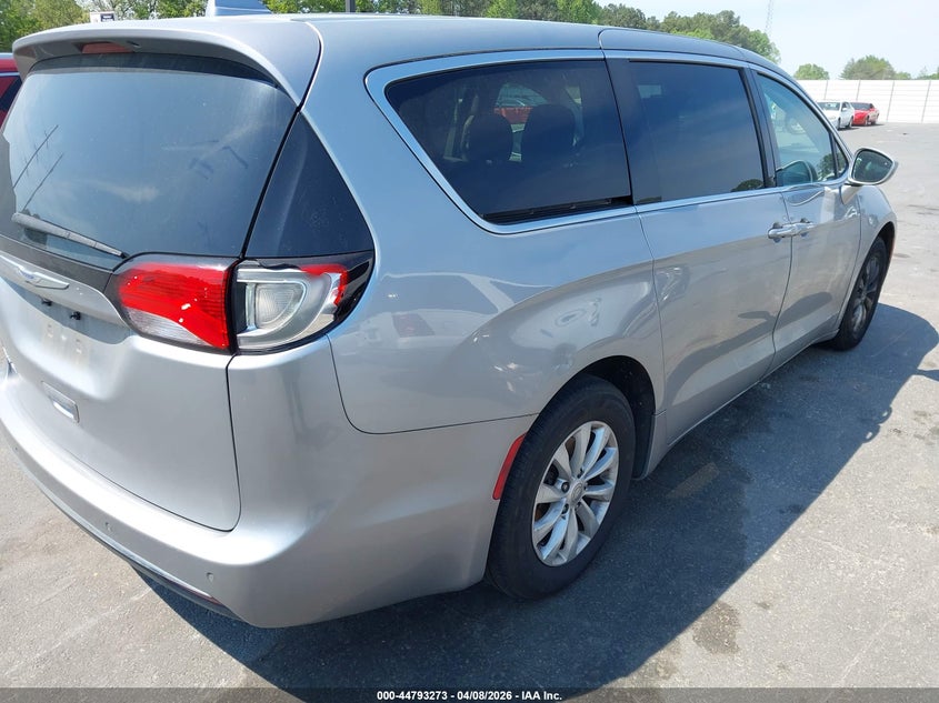2018 Chrysler Pacifica Touring Plus
