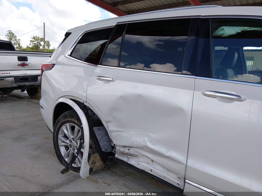 2022 Cadillac Xt6 Fwd Luxury VIN: 1GYKPAR45NZ158685 Lot: 44793341