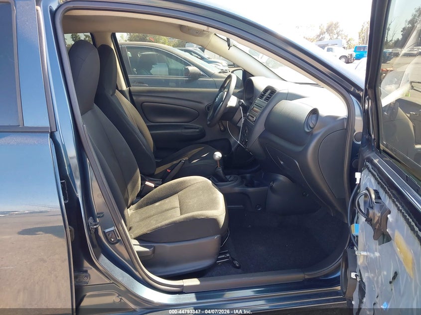 2017 Nissan Versa 1.6 S