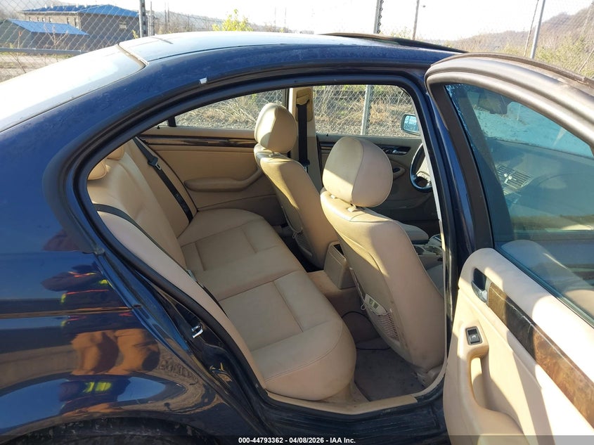 2003 BMW 325Xi VIN: WBAEU33443PM56960 Lot: 44793362