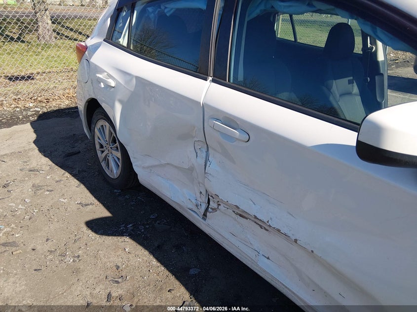 2018 Subaru Impreza 2.0 2.0I Premium white Lot 111044793372 Vin 4S3GTAB61J3718735