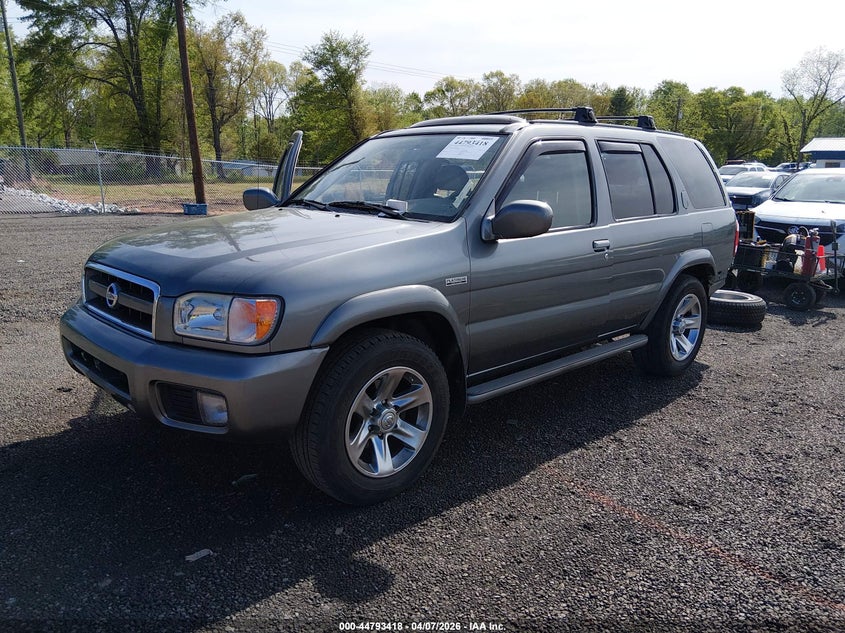 2004 Nissan Pathfinder Le Platinum