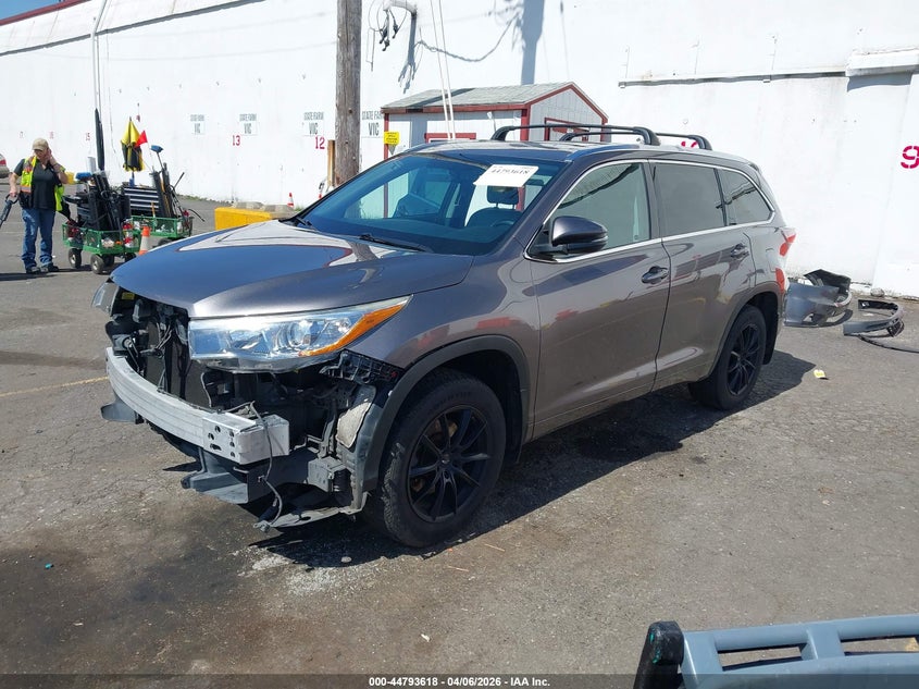 2016 Toyota Highlander Xle V6