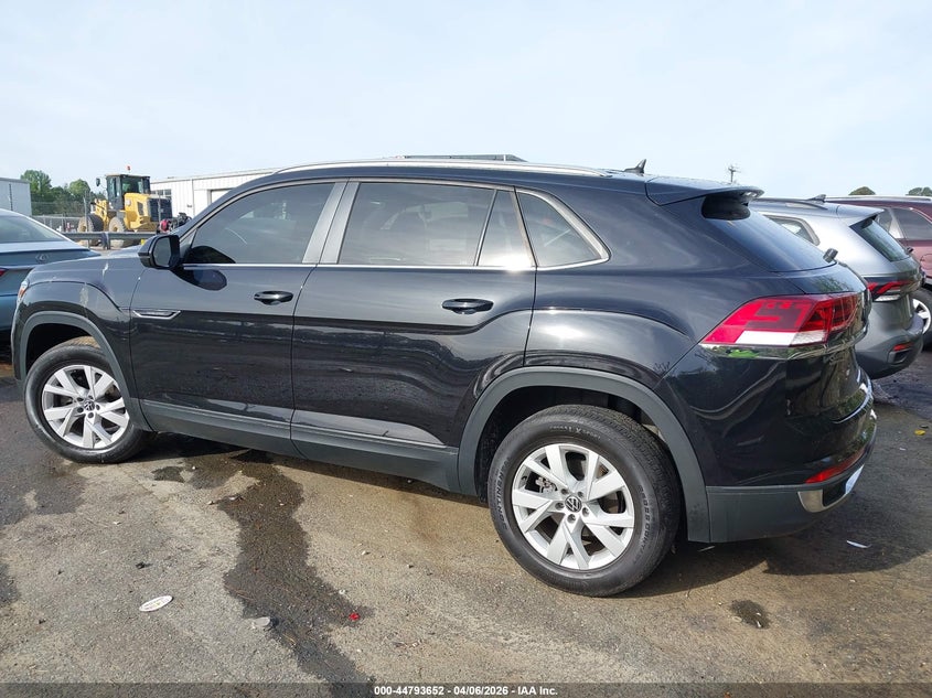 2020 Volkswagen Atlas Cross Sport 2.0T S VIN: 1V2GC2CAXLC204568 Lot: 44793652