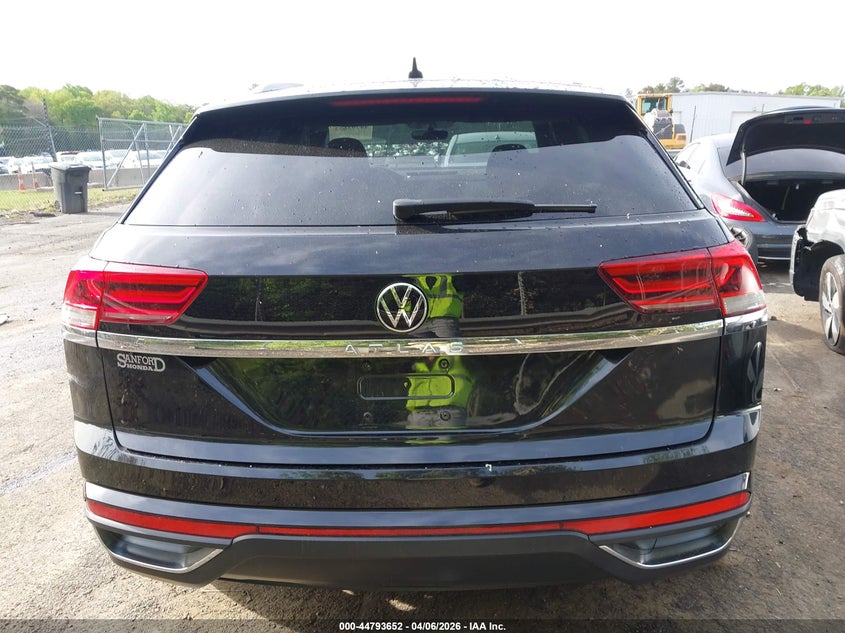 2020 Volkswagen Atlas Cross Sport 2.0T S VIN: 1V2GC2CAXLC204568 Lot: 44793652