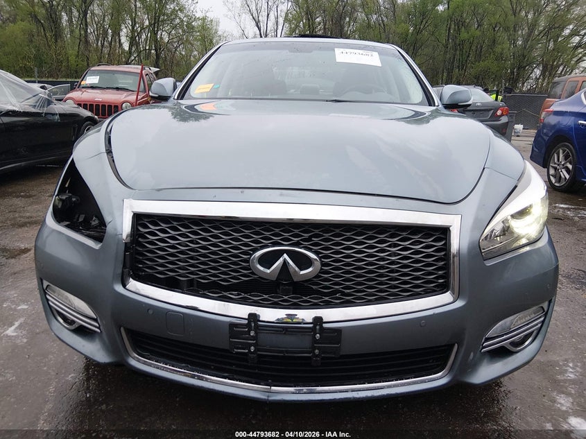 2018 Infiniti Q70 3.7 Luxe VIN: JN1BY1APXJM181074 Lot: 44793682