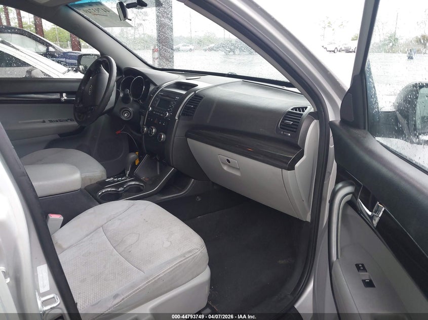 2013 Kia Sorento Lx V6