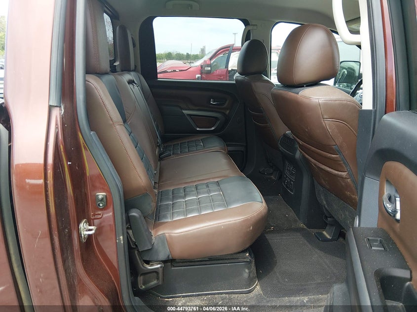 2018 Nissan Titan Xd Platinum Reserve Diesel VIN: 1N6BA1F49JN519961 Lot: 44793761