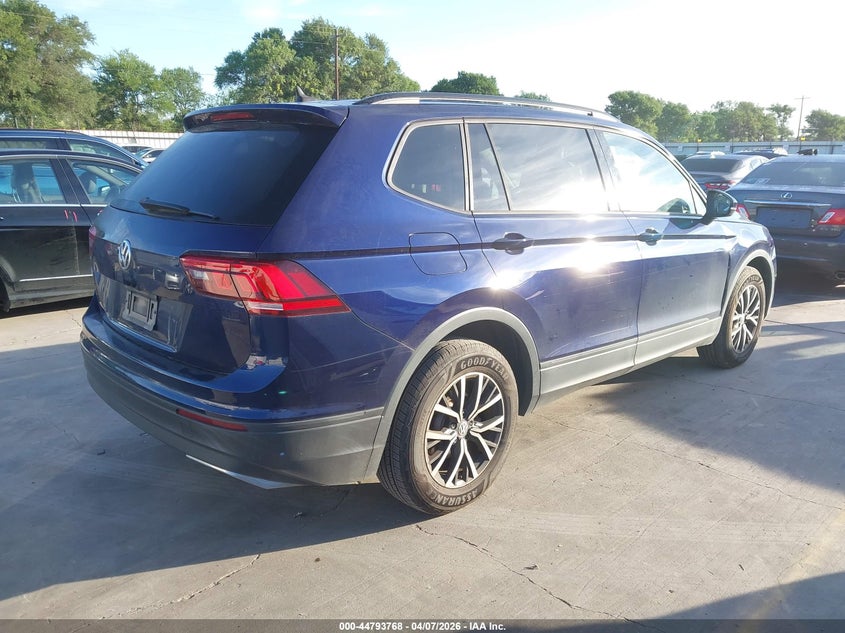 2021 VOLKSWAGEN TIGUAN 2.0T S — Photo 4
