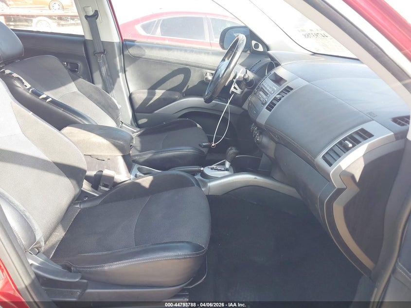 2012 Mitsubishi Outlander Se