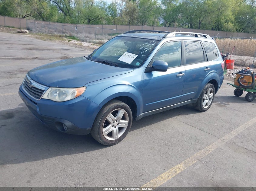 2010 Subaru Forester 2.5x Limited JF2SH6DC8AH743227 photo 1