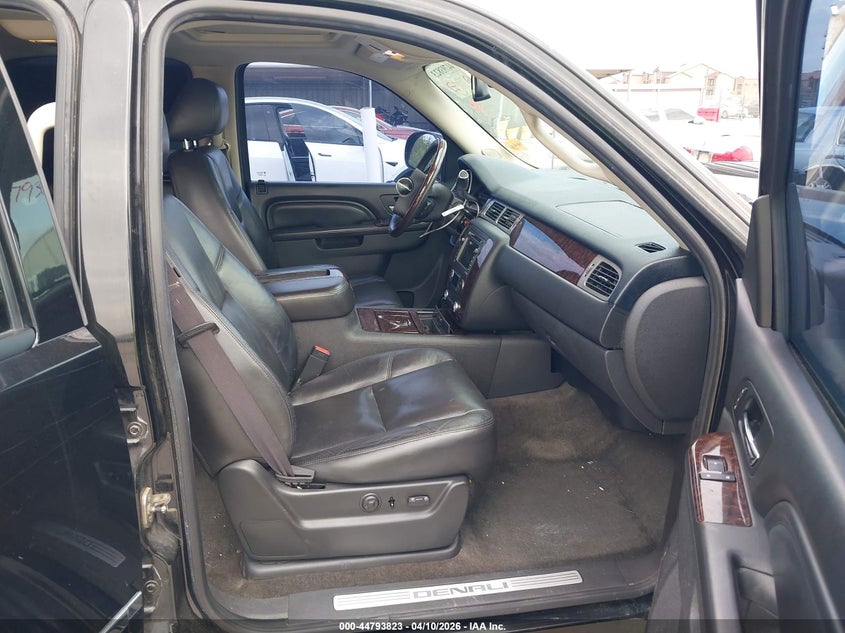 2011 GMC Yukon Denali