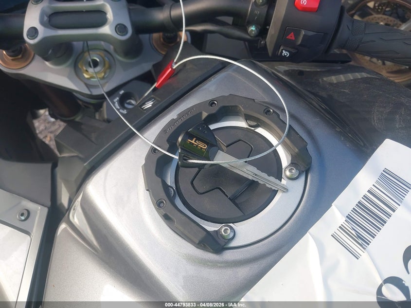 2025 Suzuki Gsx1000 Gt/Gt+ VIN: JS1EK12B4S7100143 Lot: 44793833