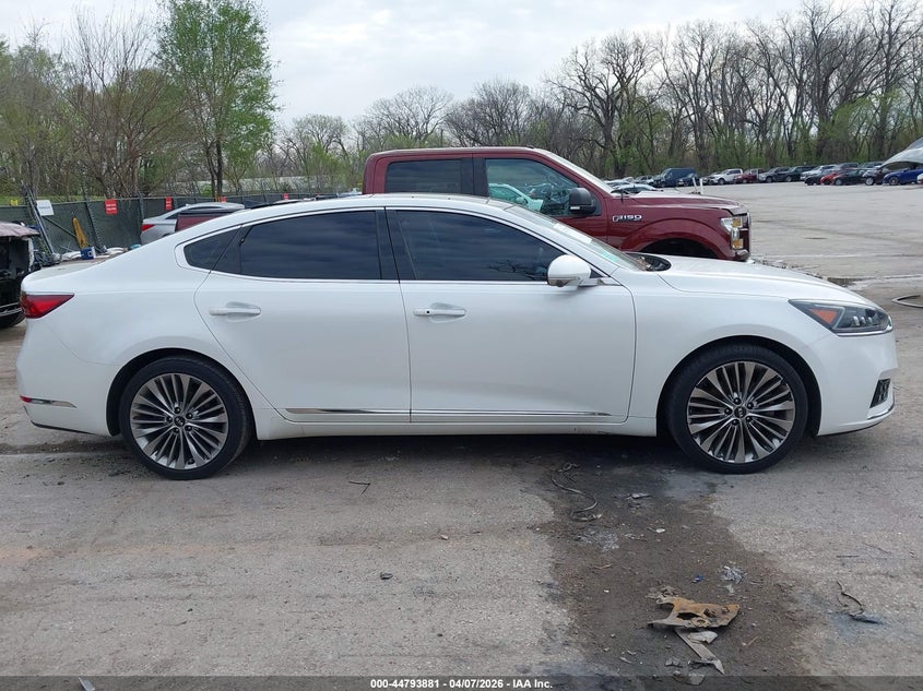 2017 Kia Cadenza Limited VIN: KNALC4J13H5061535 Lot: 44793881