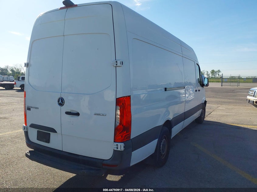 2021 Mercedes-Benz Sprinter 2500 High Roof I4