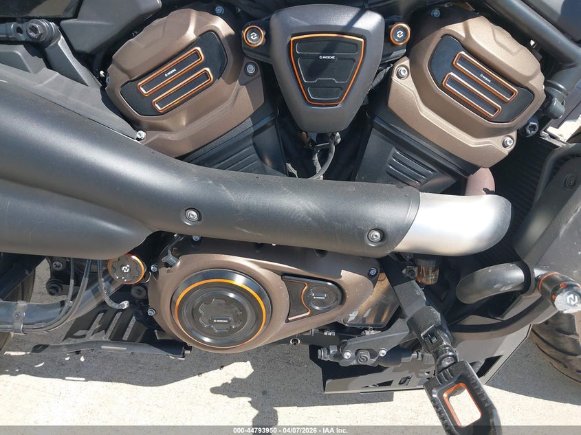 2021 Harley-Davidson Rh1250 S VIN: 1HD1ZC427MB318035 Lot: 44793950