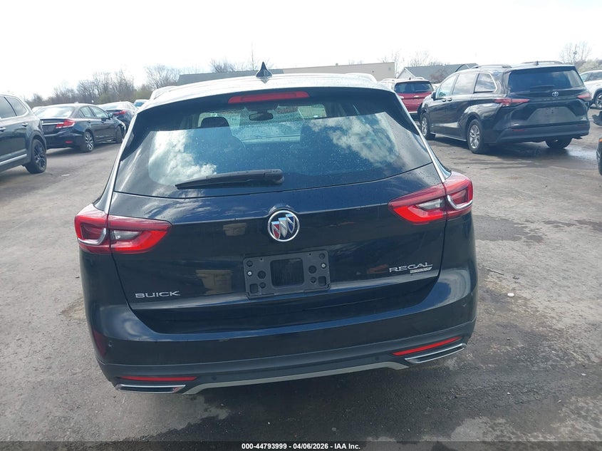 2018 Buick Regal Tourx Essence VIN: W04GV8SX6J1085473 Lot: 44793999