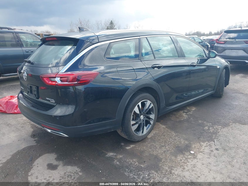 2018 Buick Regal Tourx Essence VIN: W04GV8SX6J1085473 Lot: 44793999