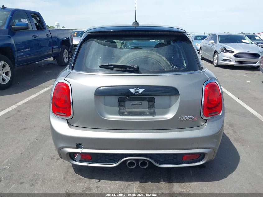 2016 Mini Hardtop Cooper S VIN: WMWXU3C52G2D31091 Lot: 44794019