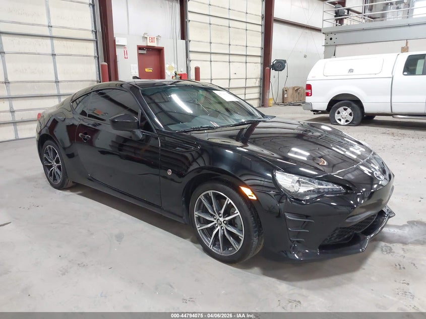 JF1ZNAA13H8709076 TOYOTA 86 Photo 1