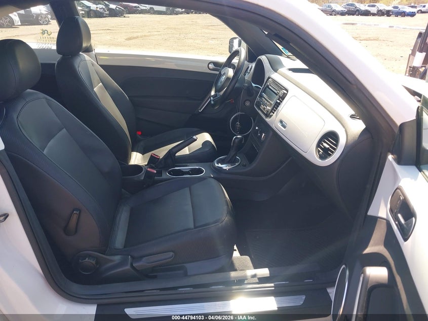 2012 Volkswagen Beetle 2.5L