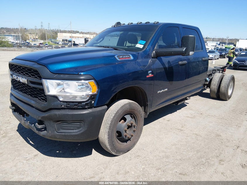 2022 Ram 3500 Chassis Tradesman/Slt/Laramie/Limited