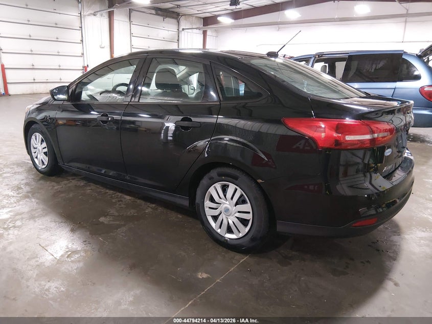 2016 Ford Focus 2.0 S black Lot 111044794214 Vin 1FADP3E29GL397814
