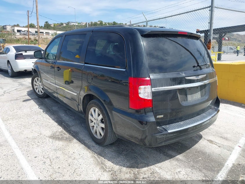2014 Chrysler Town & Country Touring