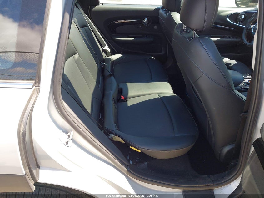 2021 Mini Clubman Cooper S VIN: WMWXJ1C02M2P44266 Lot: 44794309