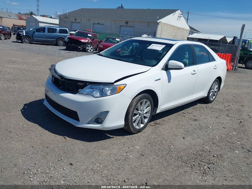 2013 Toyota Camry Hybrid Xle
