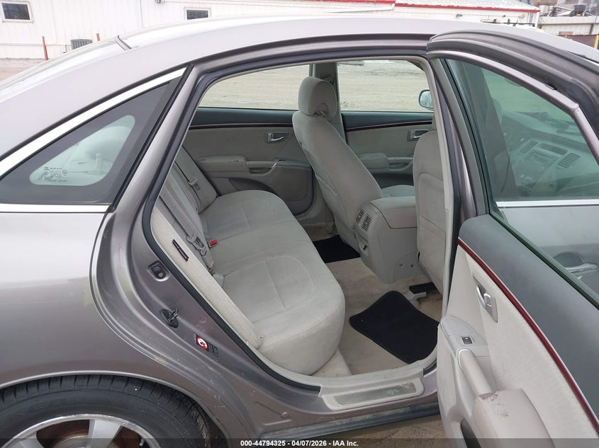 2007 Hyundai Azera Limited/Se VIN: KMHFC46F87A141984 Lot: 44794325