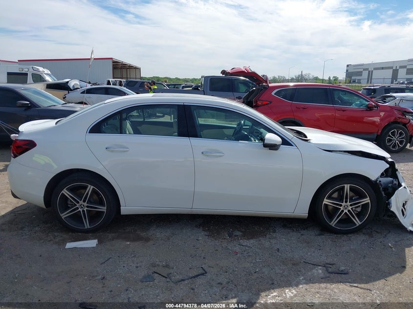 2022 Mercedes-Benz A 220 VIN: W1K3G4EB6NJ332073 Lot: 44794378