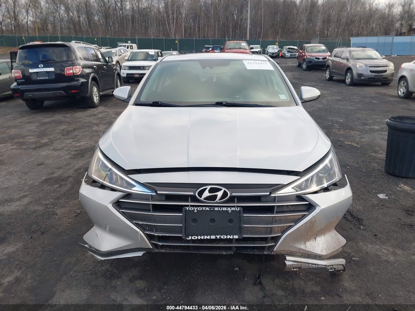 2019 Hyundai Elantra - widok 12