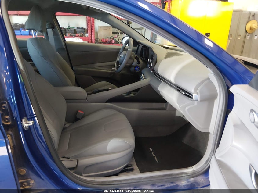 2021 Hyundai Elantra Se