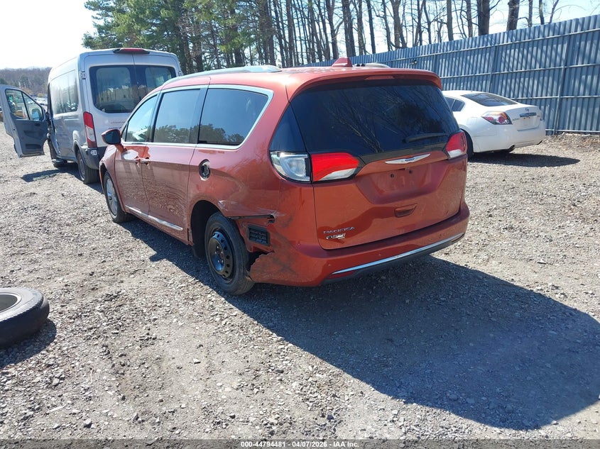 2018 Chrysler Pacifica Touring L