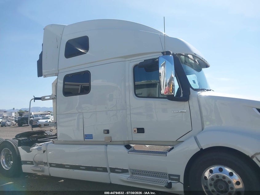 2019 VOLVO VNL TRUCK N/A