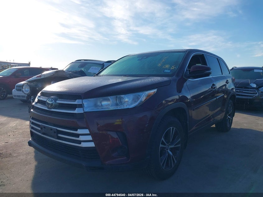 2017 Toyota Highlander Le
