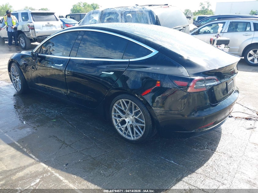 2020 Tesla Model 3 Standard Range Plus Rear-Wheel Drive/Standard Range Rear-Wheel Drive black Lot 111044794571 Vin 5YJ3E1EA6LF606690
