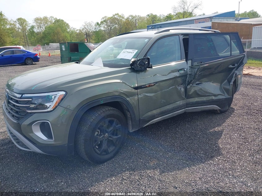 2024 Volkswagen Atlas 2.0T Peak Edition Sel
