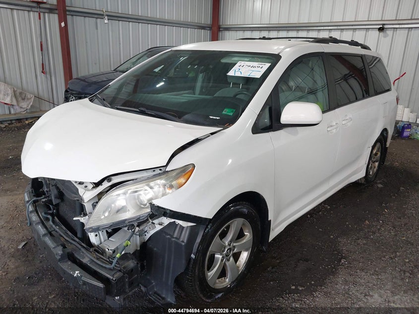 2018 Toyota Sienna Le 8 Passenger