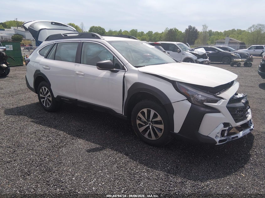 Vin: 4s4btaac3s3320716, lot: 45292000, subaru outback 2025 img_1