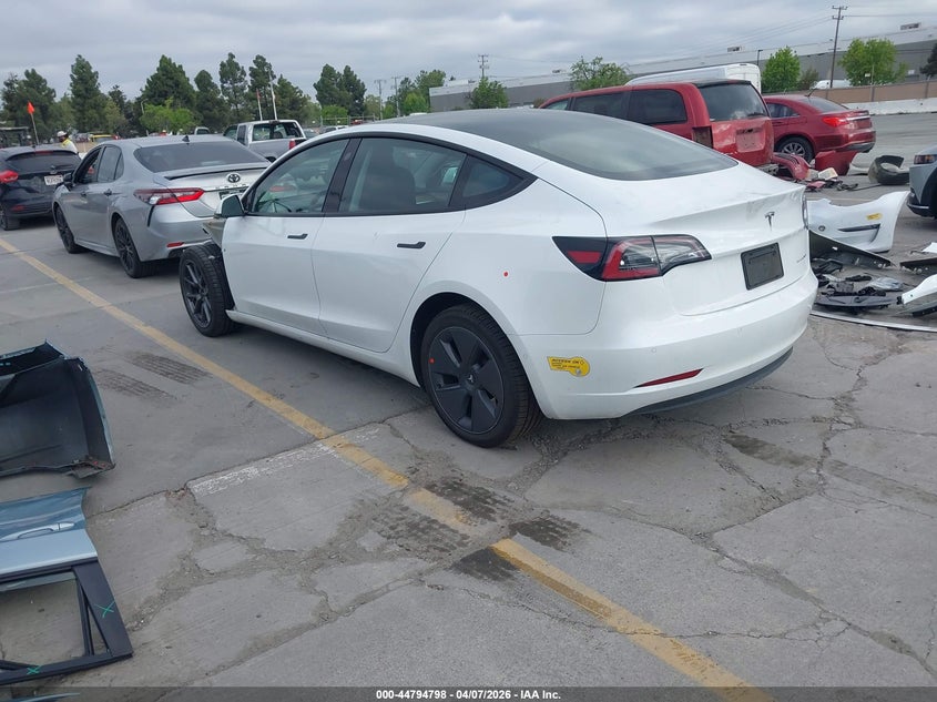 2022 Tesla Model 3 Long Range Dual Motor All-Wheel Drive