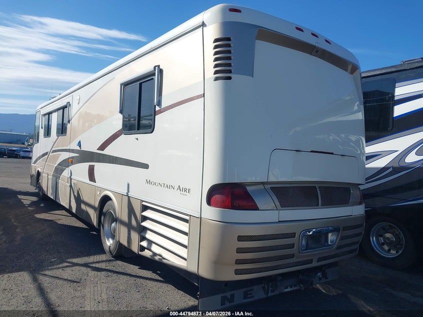 2000 SPARTAN MOTORS MOTORHOME auction photo 3