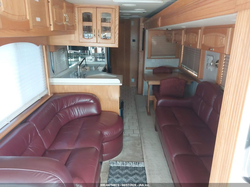 2000 SPARTAN MOTORS MOTORHOME auction photo 8
