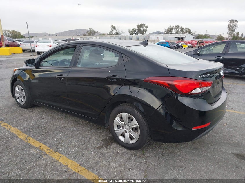 2016 Hyundai Elantra Se