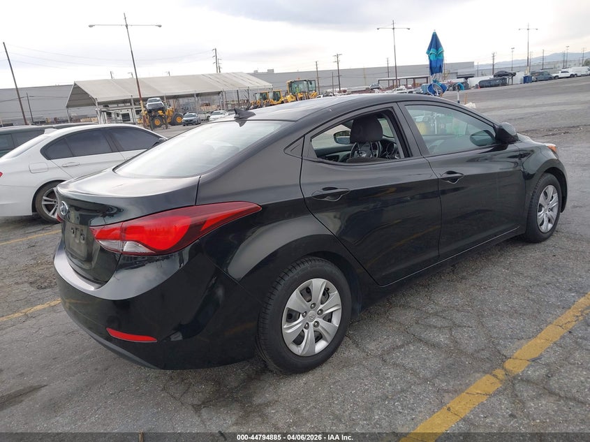 2016 Hyundai Elantra Se