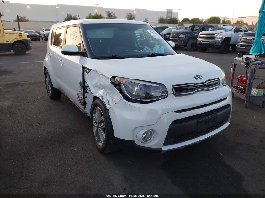 2018 Kia Soul +